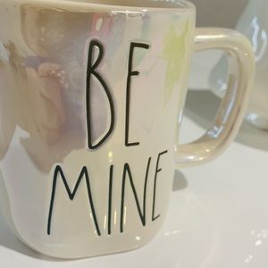 Rae Dunn Be Mine Mug